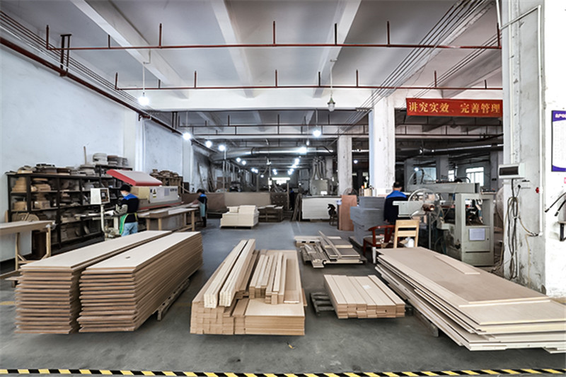河南k8凯发装饰工程有限公司家具工厂：讲究实效，完善管理
