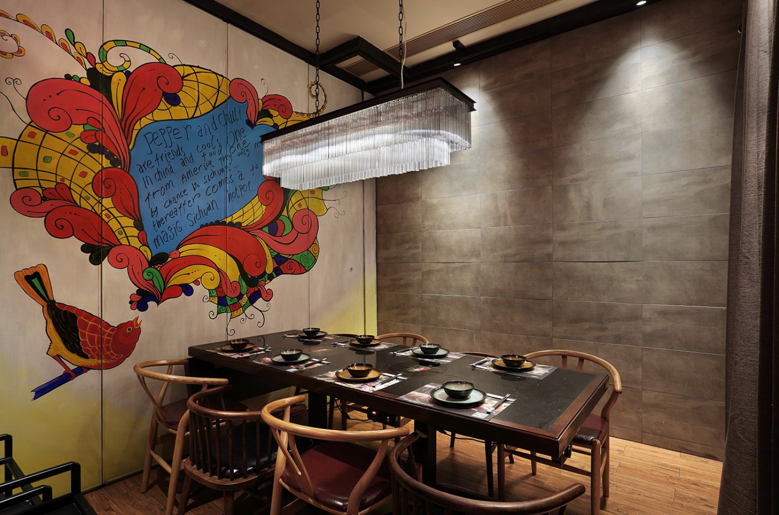 特色餐厅装修设计，应该如何提高人气、提僧收益