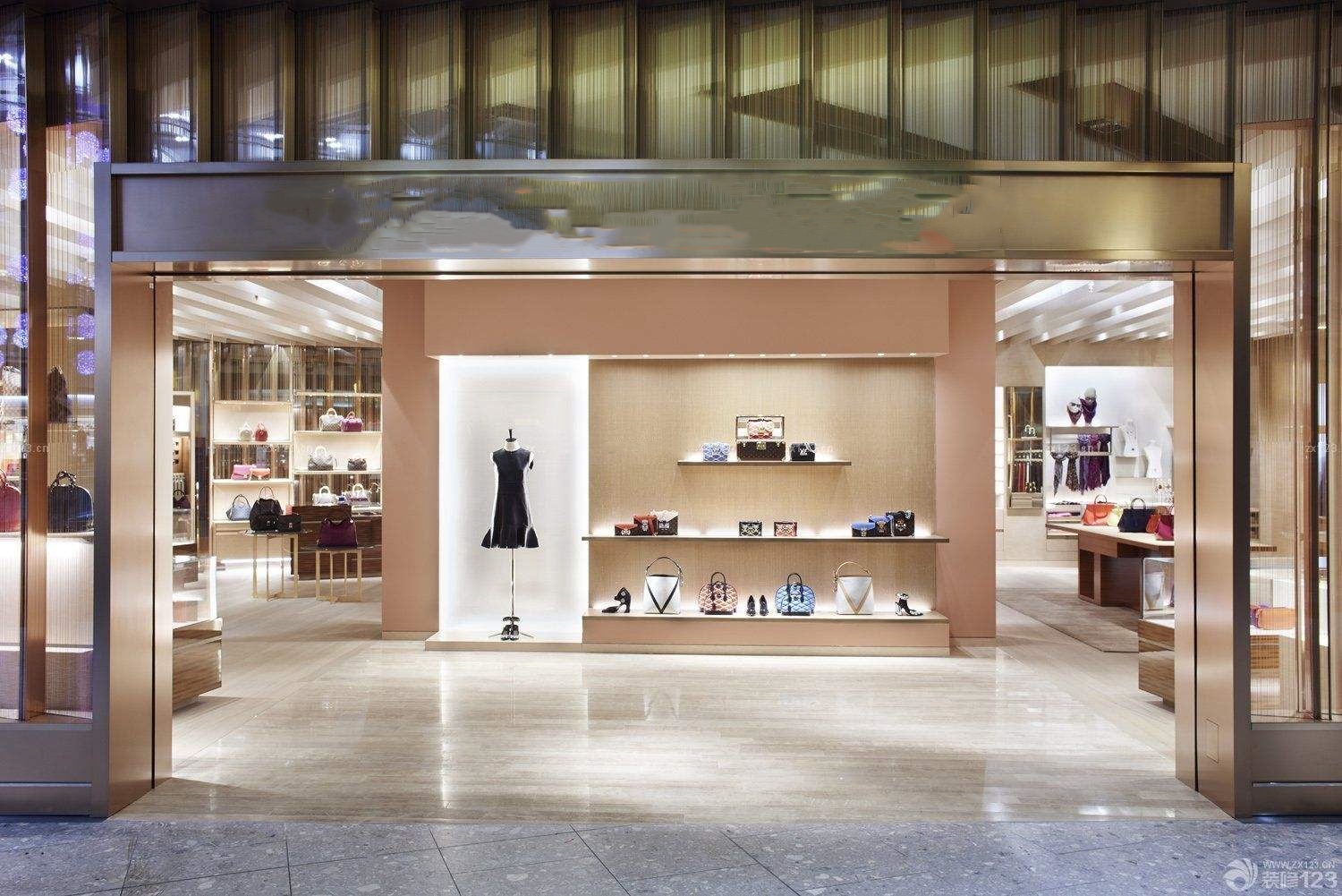 简约有范儿的时尚服装店设计
